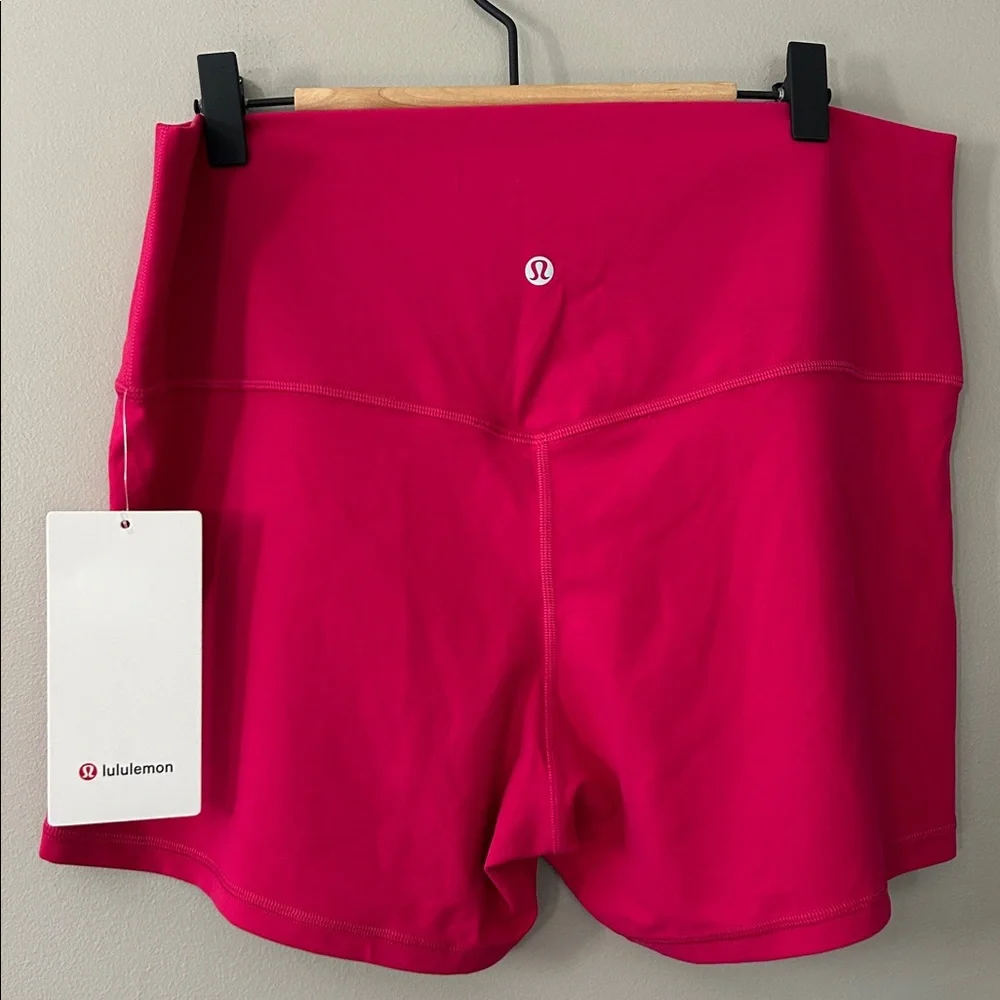 NWT Lululemon Align High-Rise Short 4” Size‎ 4 Passionate (PSNT)